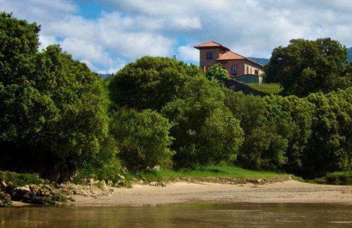 Hotel Villa Miramar Llanes Buitenkant foto