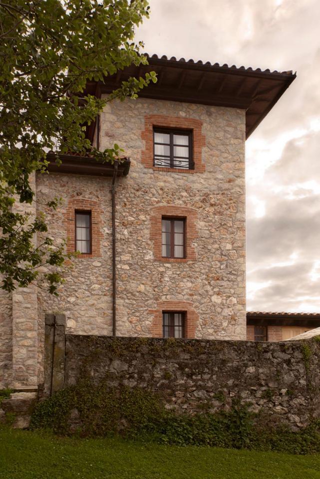 Hotel Villa Miramar Llanes Buitenkant foto