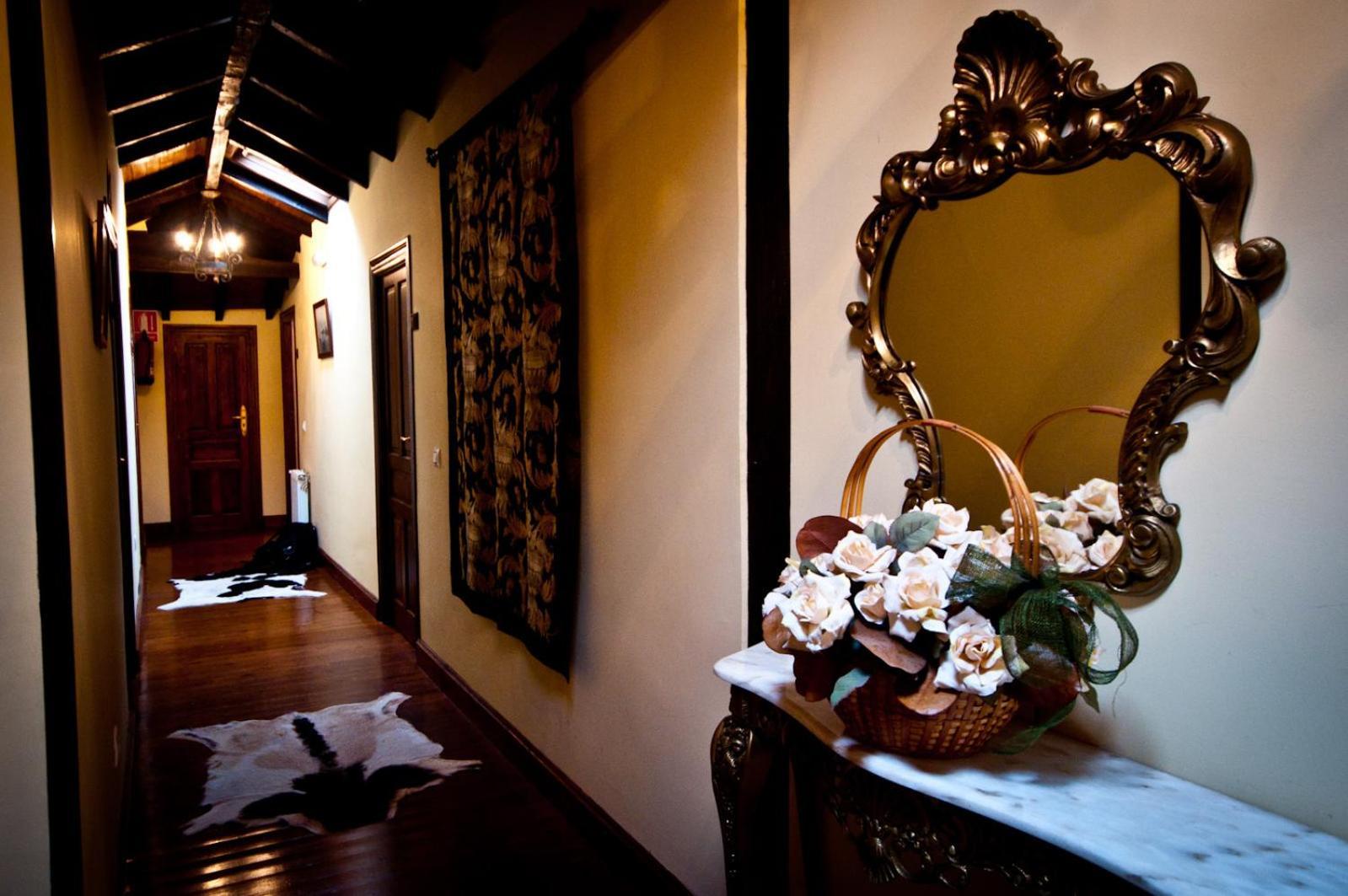 Hotel Villa Miramar Llanes Buitenkant foto