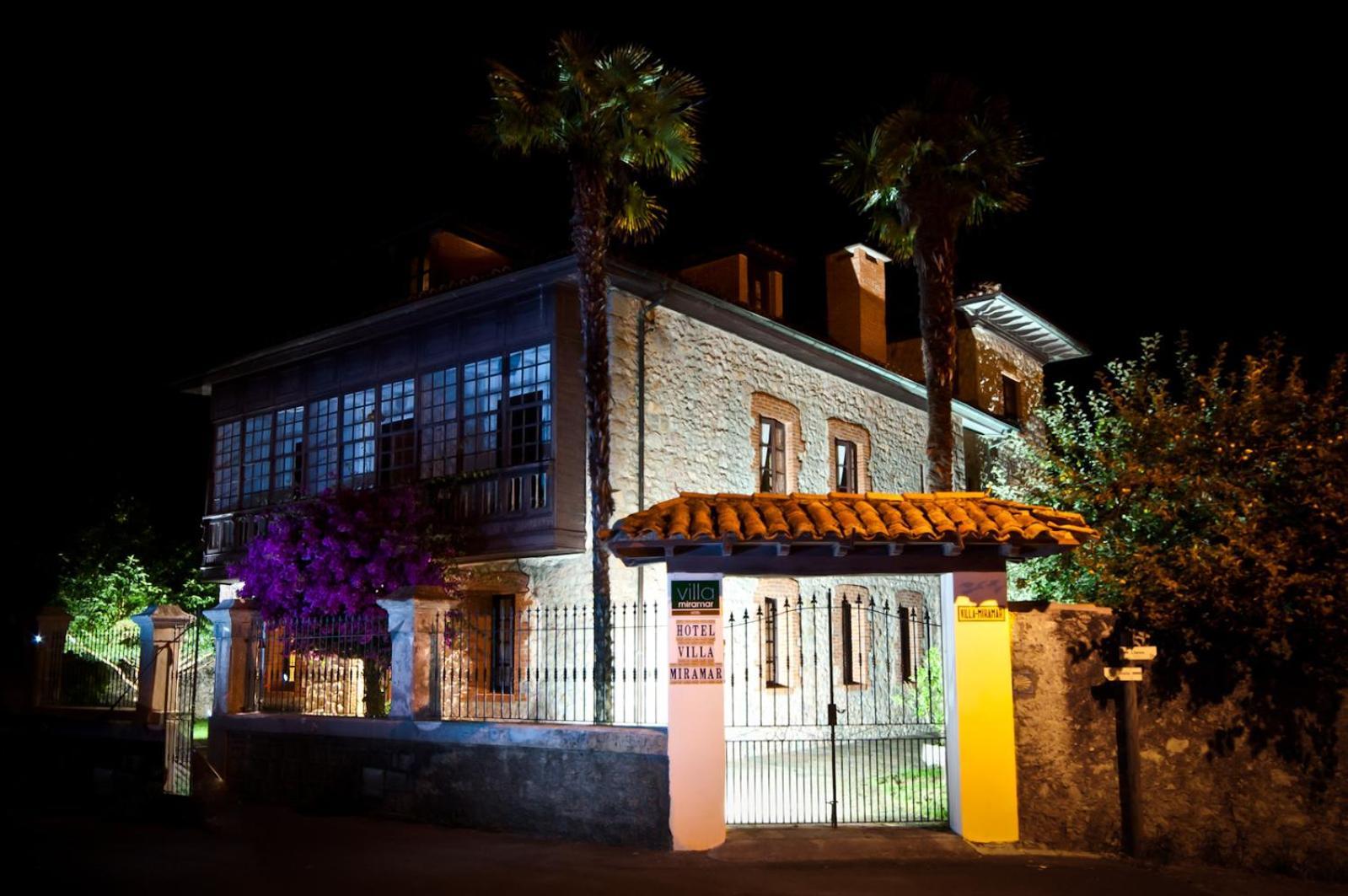 Hotel Villa Miramar Llanes Buitenkant foto