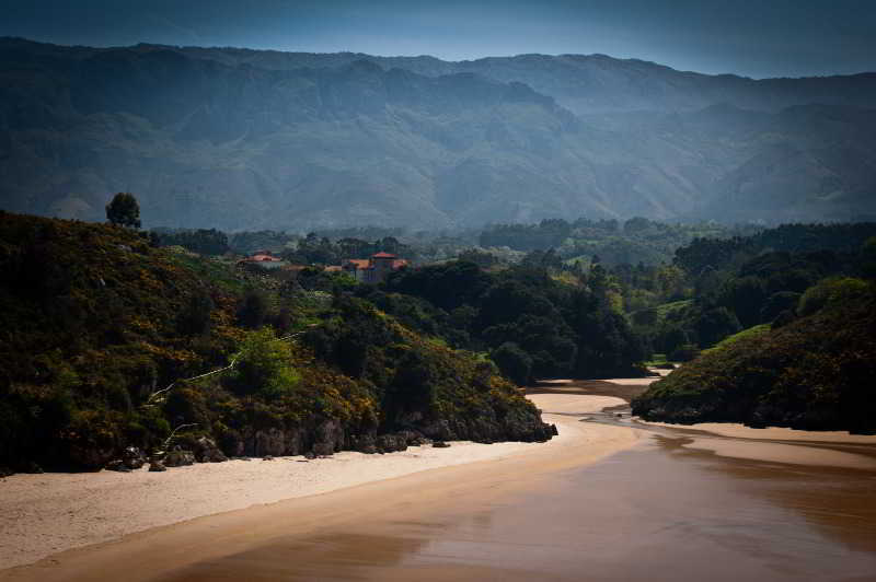 Hotel Villa Miramar Llanes Buitenkant foto